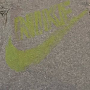 Nike tee